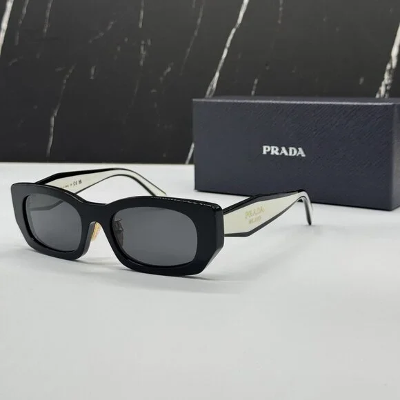 Prada | Accessories | New Prada Prb5sf 09q08z Women Black  display picture 2